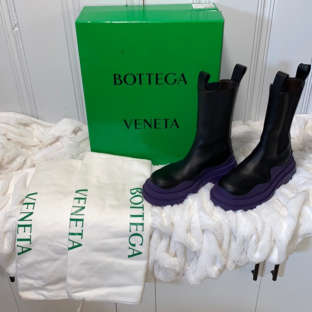 Bottega Veneta Purple Tire Leather Chelsea Boots